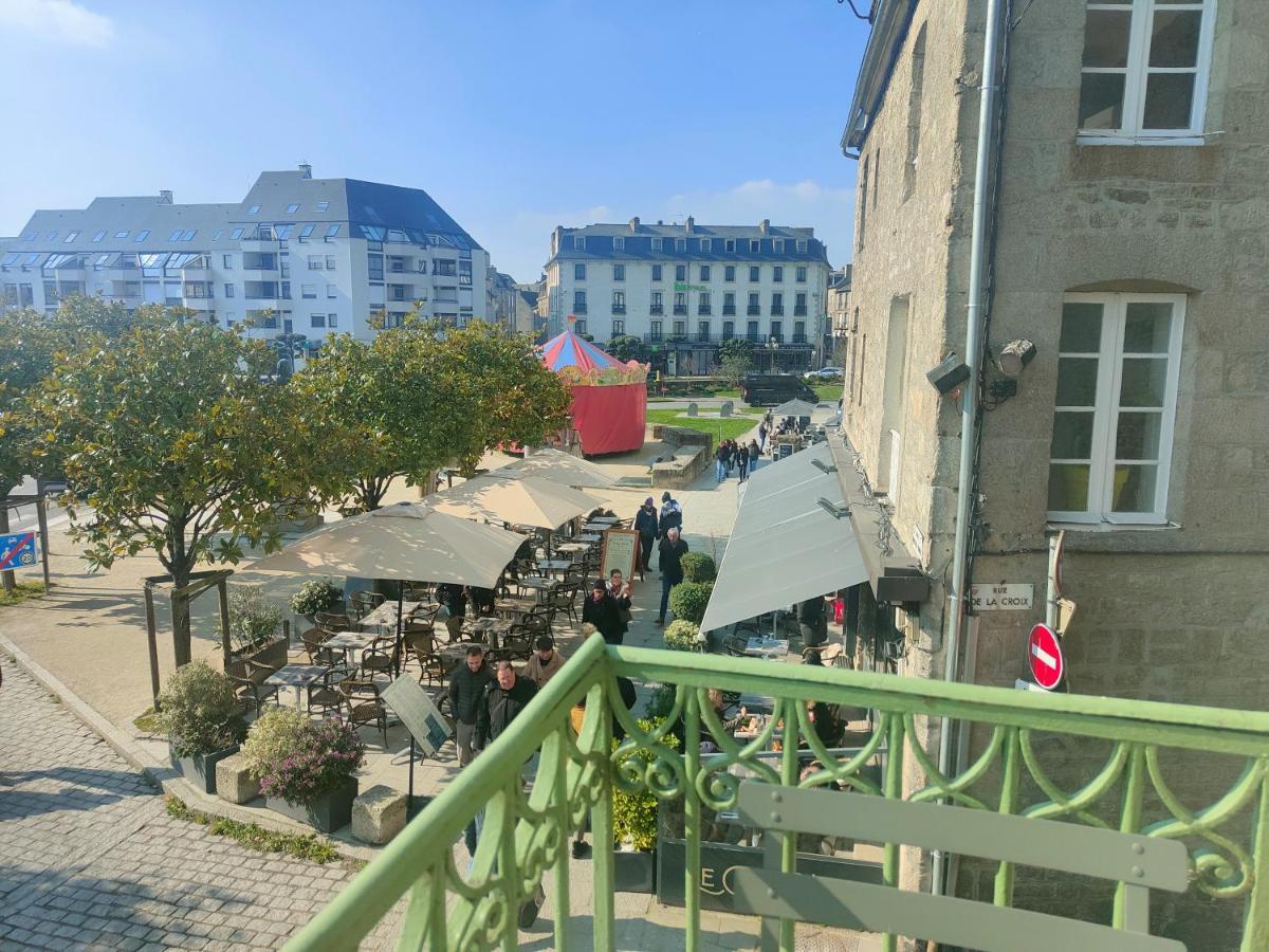 Studio Balcon De La Place Dinan Luaran gambar